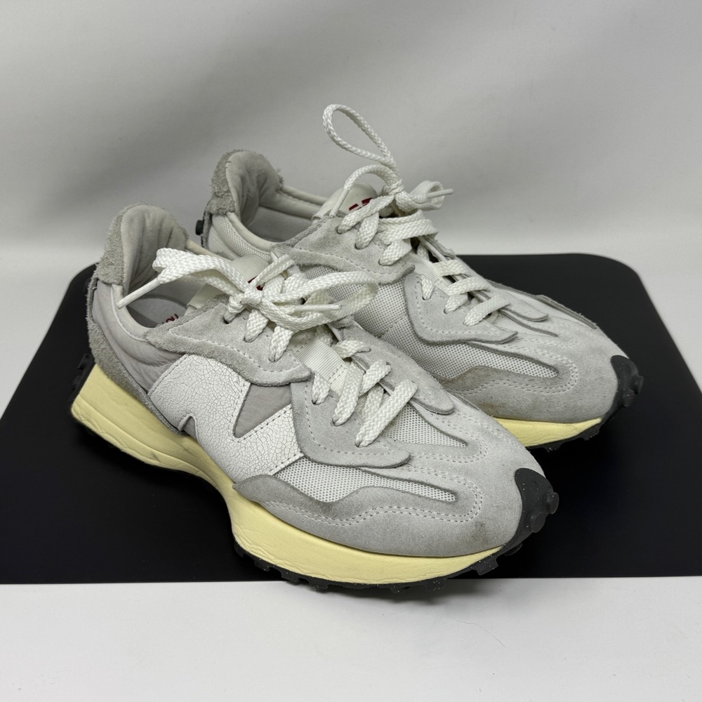 New Balance 327 Sneakers u327wrb Shoes Sea Salt Rain Cloud Gray White Suede 6.5